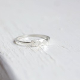 Three pyramids ring, sterling silver