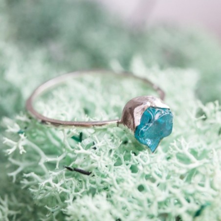 Raw Apatite ring in sterling silver, blue stone