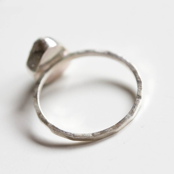 Raw Apatite ring in sterling silver, blue stone Raw Apatite ring in sterling silver, blue stone