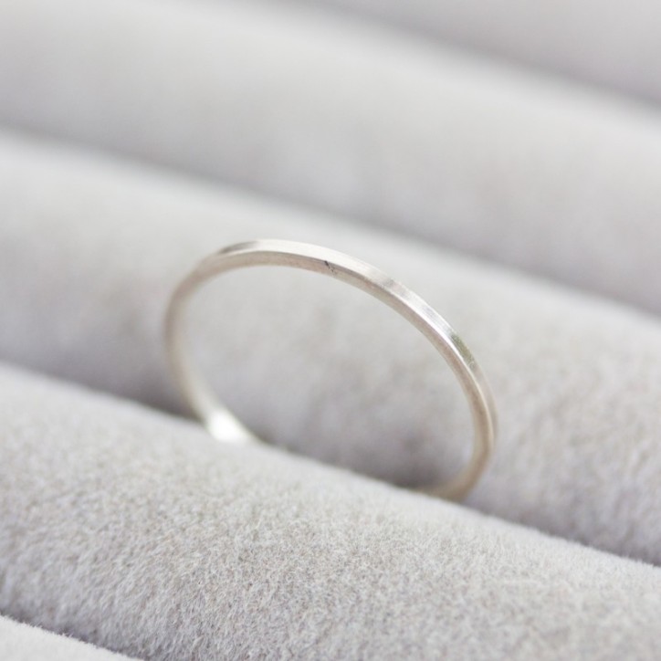 Simple square stackable ring - sterling silver or 9k gold Simple square stackable ring - sterling silver or 9k gold