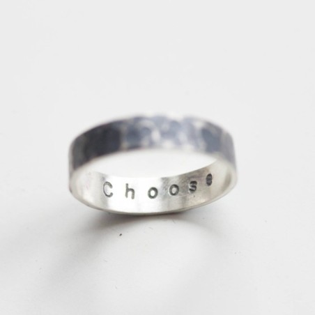 Textured ring with personalized inscription on the inside, 2, 3 or 4mm wide