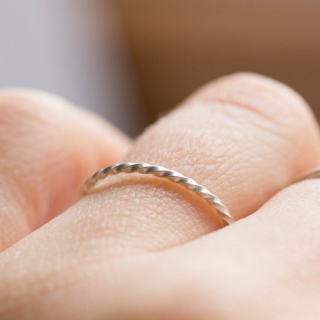 White Twist - sterling silver stackable ring