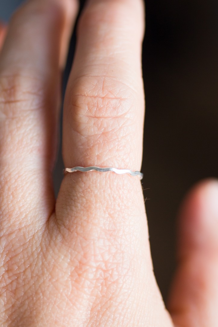 Skinny wave ring - tiny stackable ring Skinny wave ring - tiny stackable ring