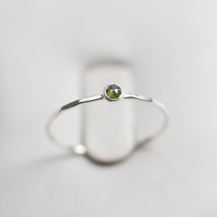 Green Diamond - stackable ring with 3mm rose cut diamond Green Diamond - stackable ring with 3mm rose cut diamond