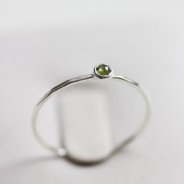 Green Diamond - stackable ring with 3mm rose cut diamond
