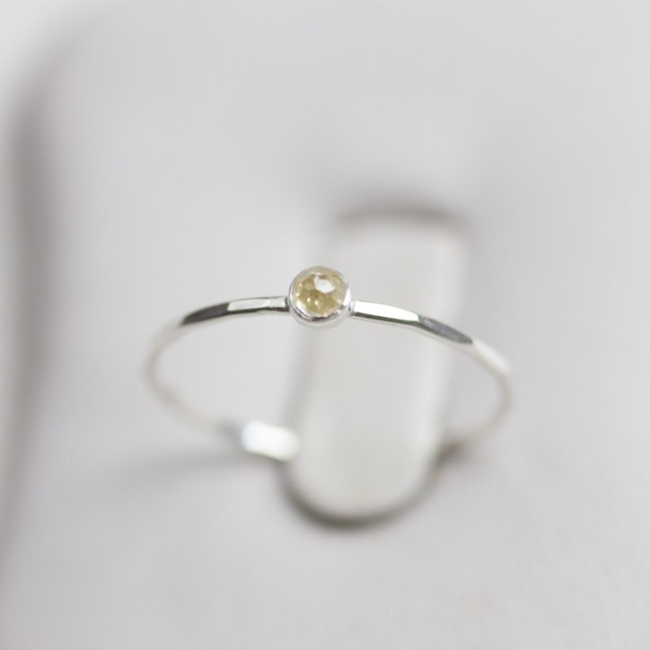 Pale yellow Diamond - stackable ring with 3mm rose cut diamond Pale yellow Diamond - stackable ring with 3mm rose cut diamond