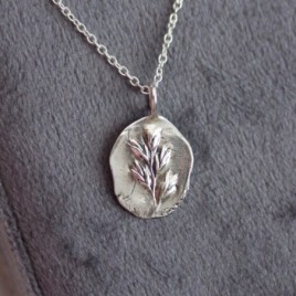 Grass - nature inspired necklace with grass spike texture
