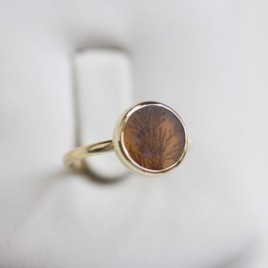 Dendritic agate ring, round, solid gold