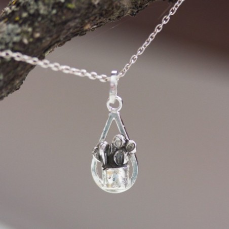 Cacti - botanical necklace with cactus in a pot