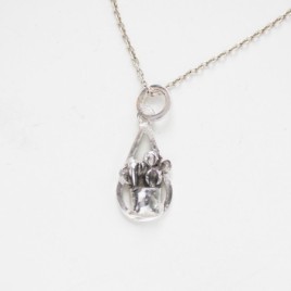 Cacti - botanical necklace with cactus in a pot
