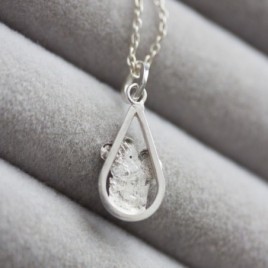 Cacti - botanical necklace with cactus in a pot