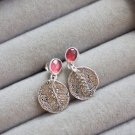 Nature inspired earrings with garnets, sterling silver