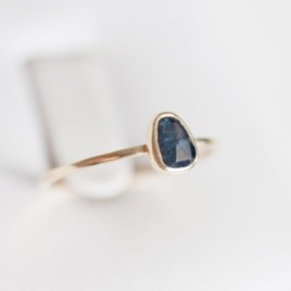 Natural blue Australian parti-Sapphire ring