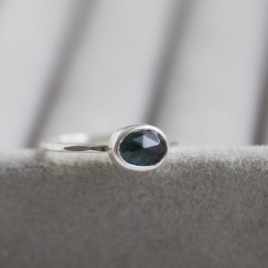 Natural blue Australian parti-Sapphire ring