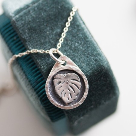 Monstera - plant inspired necklace with a monstera leaf
