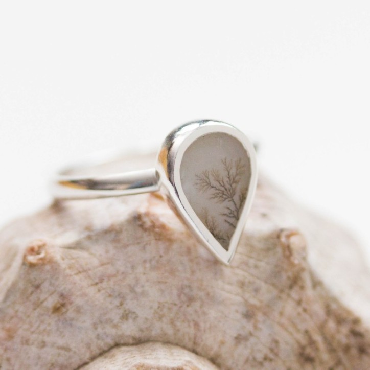 Dendritic agate ring, drop Dendritic agate ring, drop