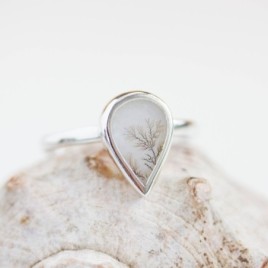 Dendritic agate ring, drop